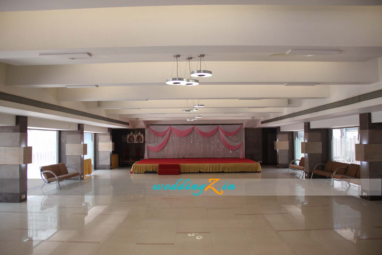 Prime forex vile parle