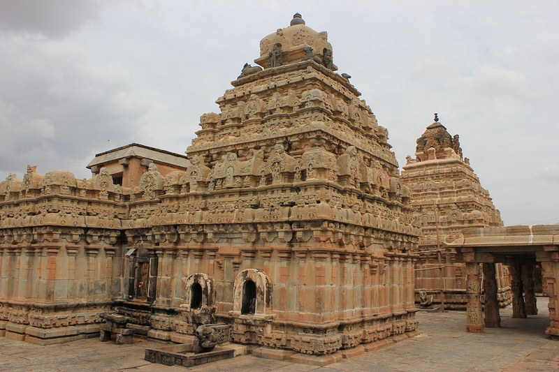 5. Bhoganandishwara Temple, Karnataka