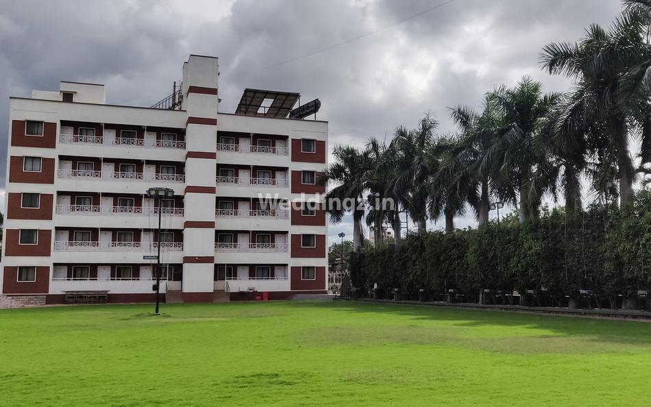 Manali Resort Hadapsar, Pune Banquet Hall Wedding Lawn WeddingZ.in
