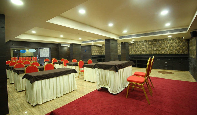 Hotel Central Excellency, Varachha Hotel Central Excellency