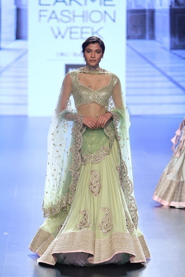 Get New Bridal Wear Inspiration Thanks to Anushree Reddy - Lakme Fashion Week