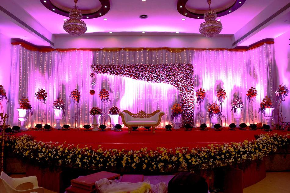 Sri Devi Palace AC Marriage Hall Medavakkam, Chennai Banquet Hall Wedding Hotel WeddingZ.in