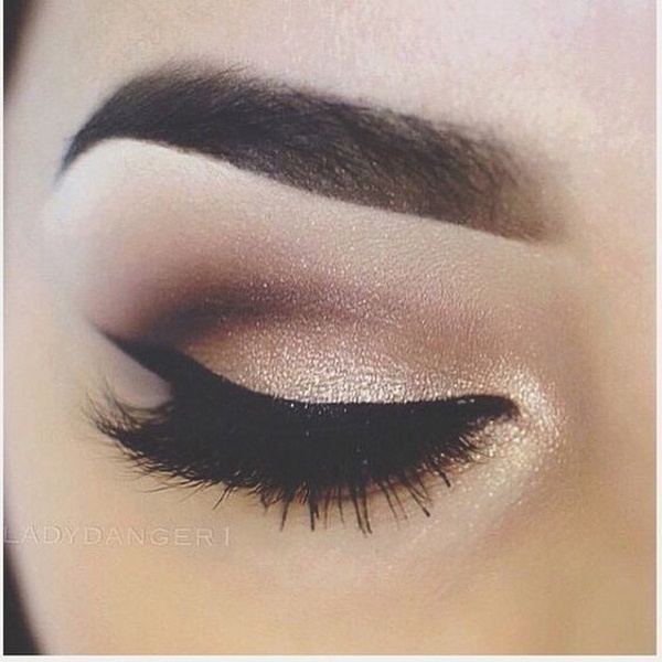 Tips and Tricks on How to Shimmer Up Your Bridal Makeup and More Blog