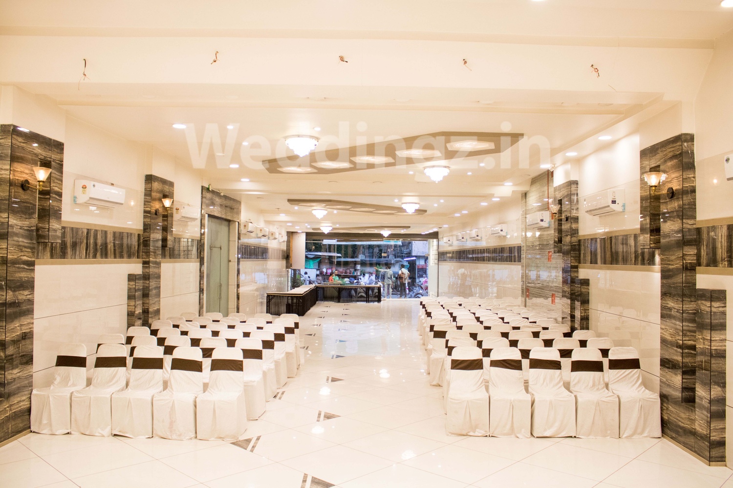 The Royal Banquet Ulhasnagar, Mumbai Banquet Hall WeddingZ.in
