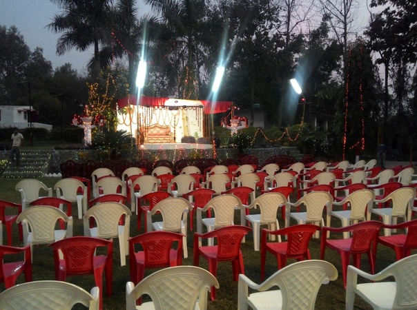 Farmfresh Club and Resort, Mohanlalganj Farmfresh Club and Resort