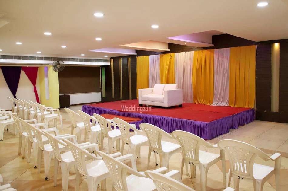 Riddhi Siddhi Hall Nizampura, Baroda Banquet Hall Wedding Hotel
