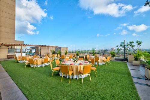 Courtyard By Marriott Surat, Surat- Outdoor Wedding Venues in Surat