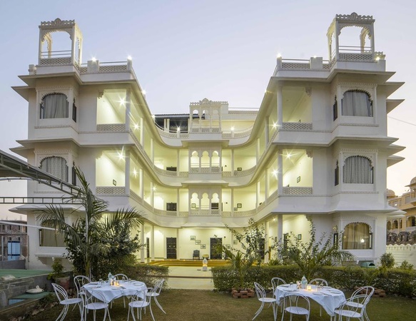 Sai Palace, Goverdhan Villas Sai Palace