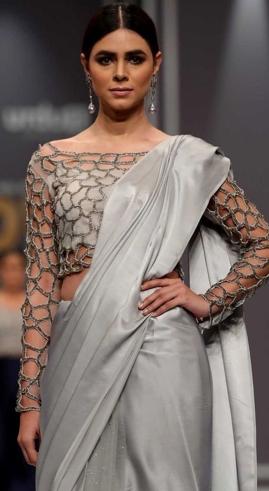 15 quirky blouse designs to wear with your designer saree at your BFF’s ...