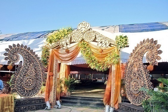 Royal Bronze Gold Wedding Gate Decoration Ideas