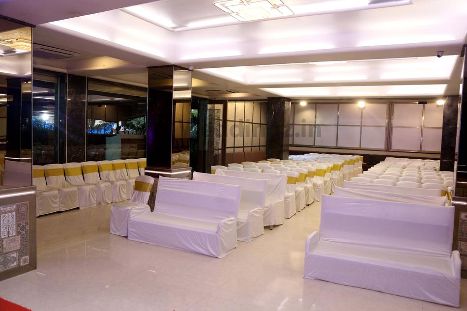 Flag's Marriage And Party Hall Malad West, Mumbai Banquet Hall WeddingZ.in