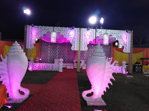 AR Lawn, Rajajipuram AR Lawn