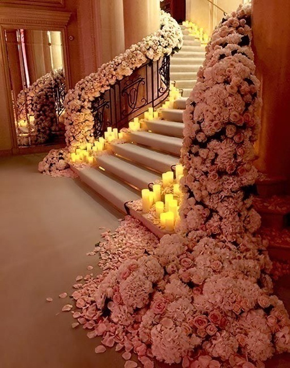 Candle decoration ideas for the wedding entrance