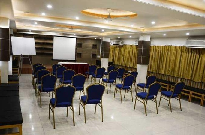 Hotel Tourist International, Raviwar Peth Hotel Tourist International