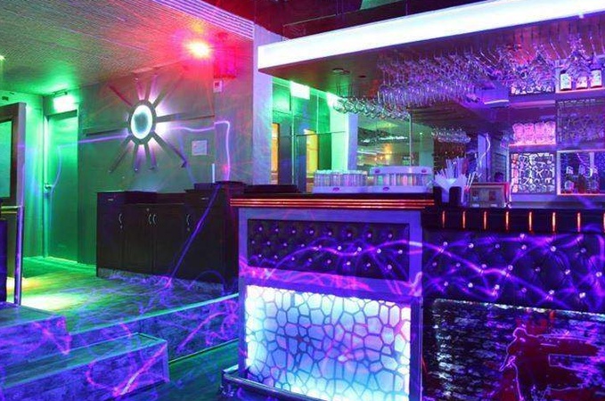 De Forbidden Lounge, Janakpuri De Forbidden Lounge