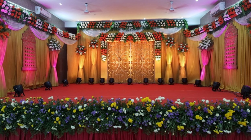 Sri Varalakshmi Mahal, Medavakkam Sri Varalakshmi Mahal