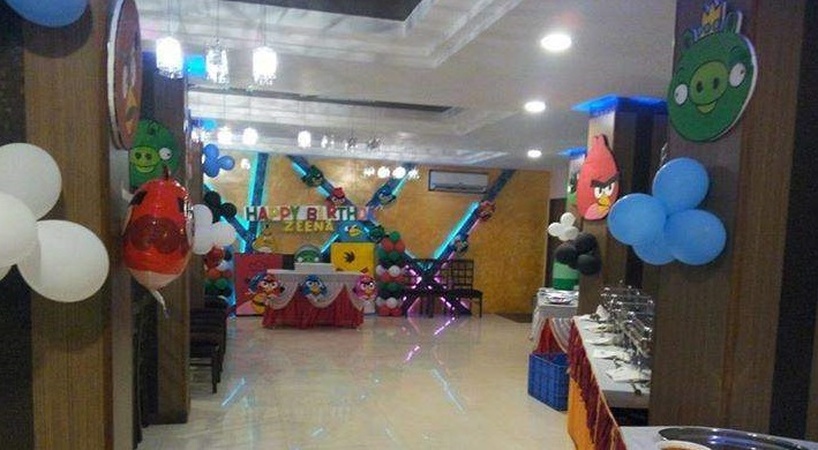 Food Temple Restaurant And Banquet, Nava Wadaj Food Temple Restaurant And Banquet