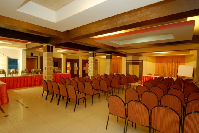 Hotel Arif Castles, Hazratganj Hotel Arif Castles