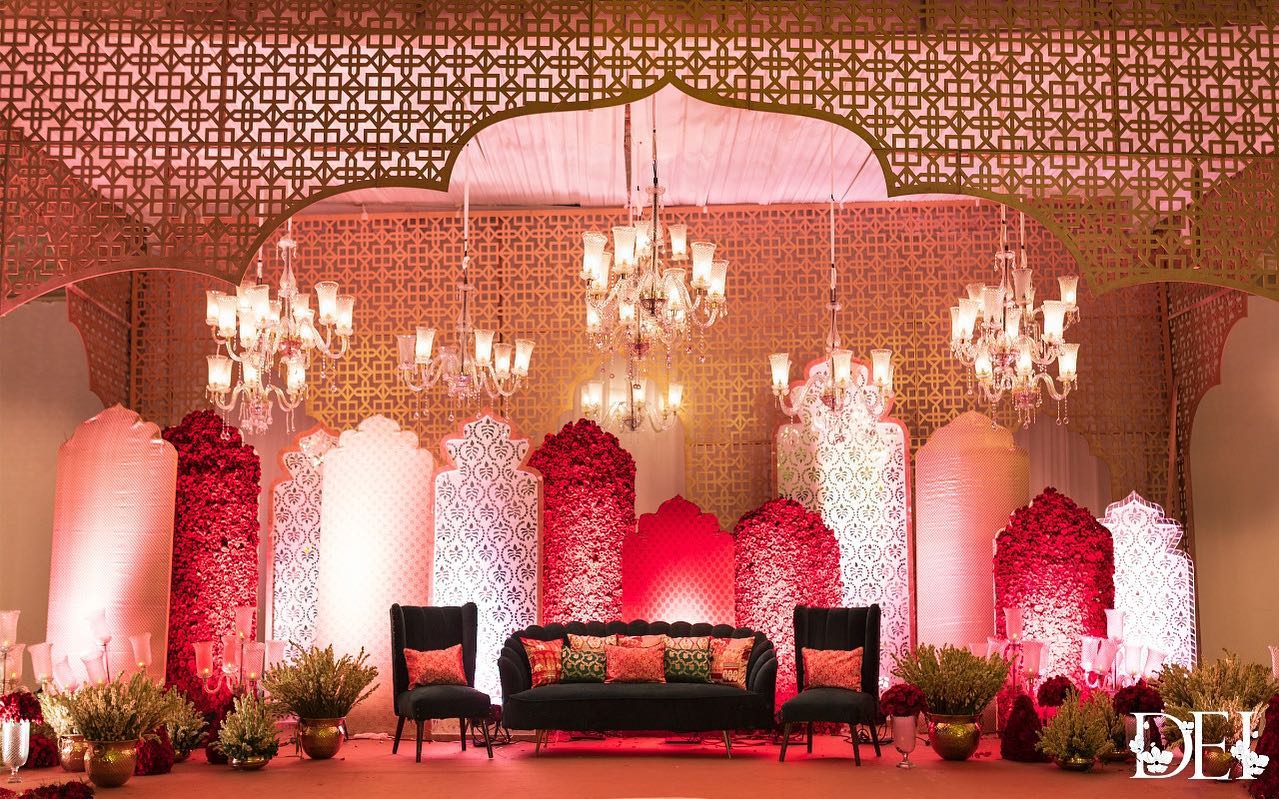 40 Wedding Reception Stage Decoration Ideas to Blow Your Mind Away ...