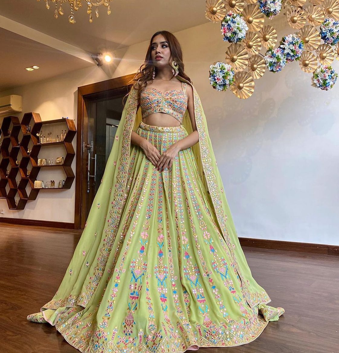40 Stunning Lehengas for Wedding Guests to Look Your Fashionably ...