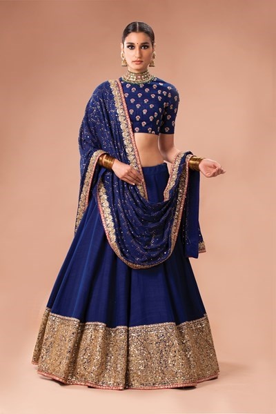 Rent A Sabyasachi Lehenga Or Get A Secondhand Bridal Lehenga On A Cheaper  Price