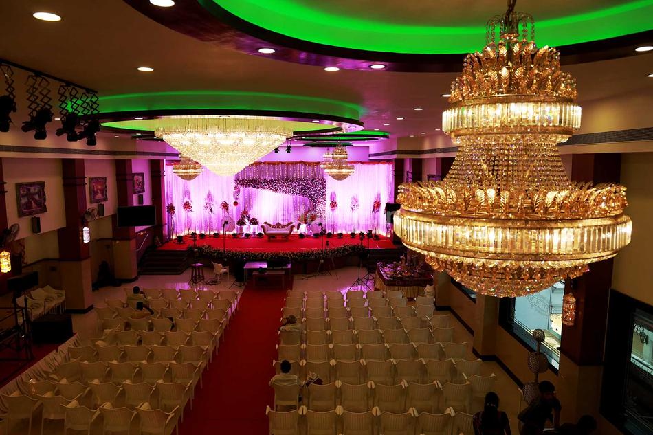 Sri Devi Palace AC Marriage Hall Medavakkam, Chennai Banquet Hall Wedding Hotel WeddingZ.in
