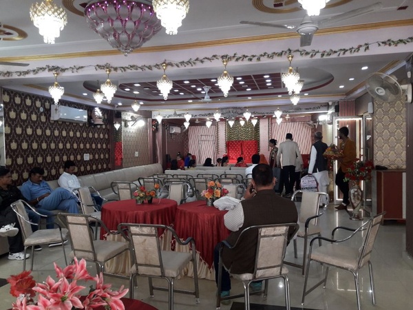 Neelam City Banquet, Mayur Vihar Neelam City Banquet
