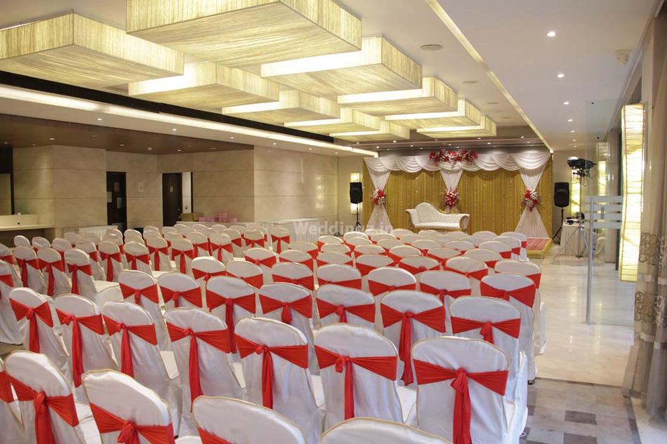 Zaika Oyster Banquet Aquaria) Borivali West, Mumbai Banquet