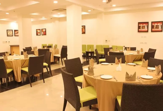 Edition O 300067 (Tavisha Hotel), New Friends Colony Edition O 300067 (Tavisha Hotel)