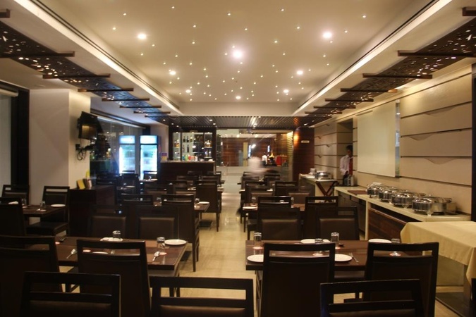 Clarks Inn Tarawade, Deccan Gymkhana Clarks Inn Tarawade