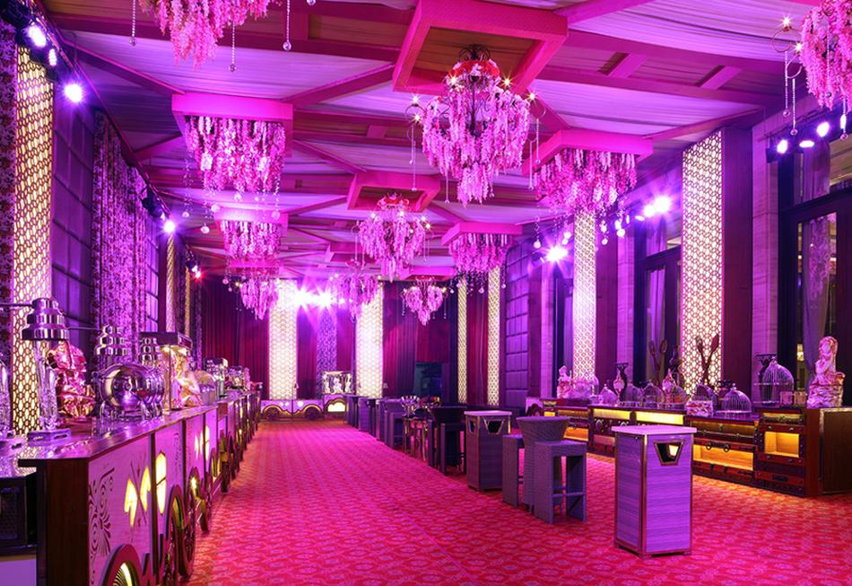 Silver Spoons Hotel Vasundhara, Delhi Banquet Hall WeddingZ.in