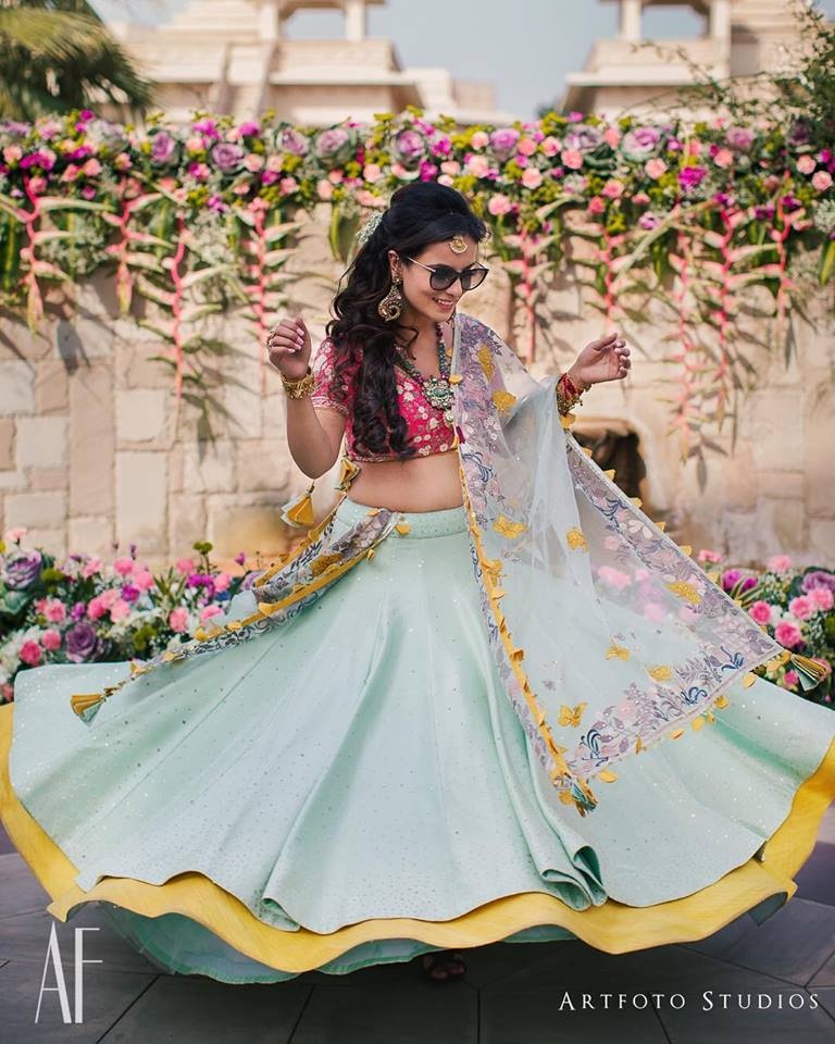 Style Manual for Selecting Lehenga Choli as per Body Shape