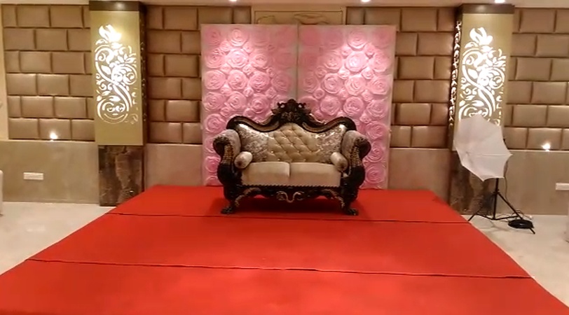 La Castle, Sahibabad La Castle