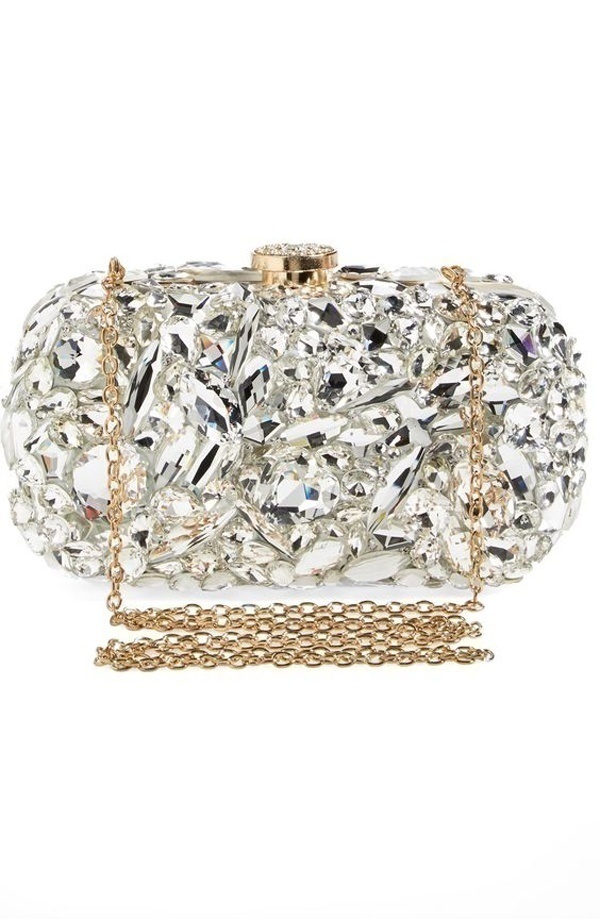 Tips and Tricks on How to Shimmer Up Your Bridal Makeup and More Blog