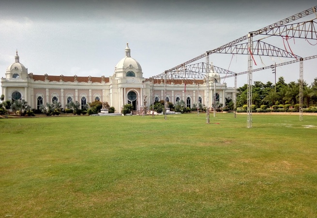 Klasston Grand Resort, Pakhowal Road Klasston Grand Resort