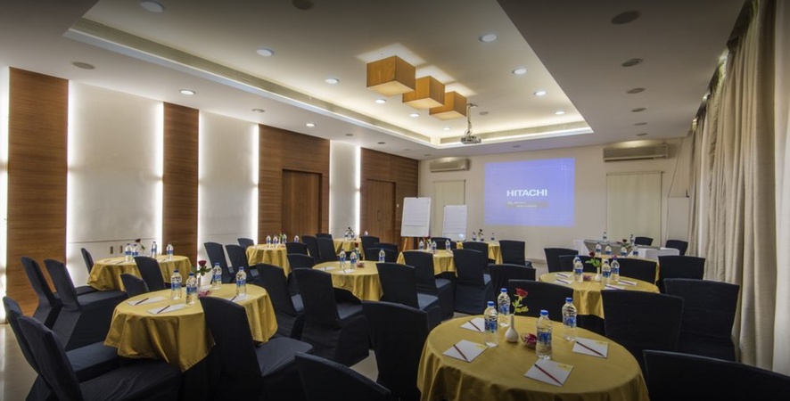 Hotel Phoenix, Koregaon Park Hotel Phoenix