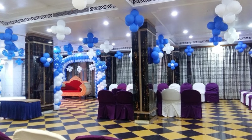 Hotel Mera Mann, Husainganj Hotel Mera Mann