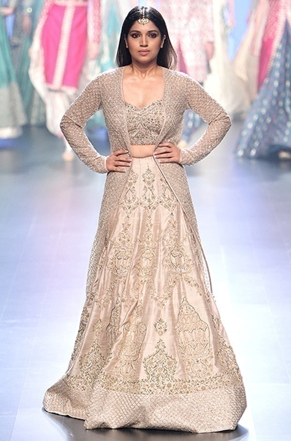 Pastels and Mirrorwork – Chic Twist To Indian Bridal Wear