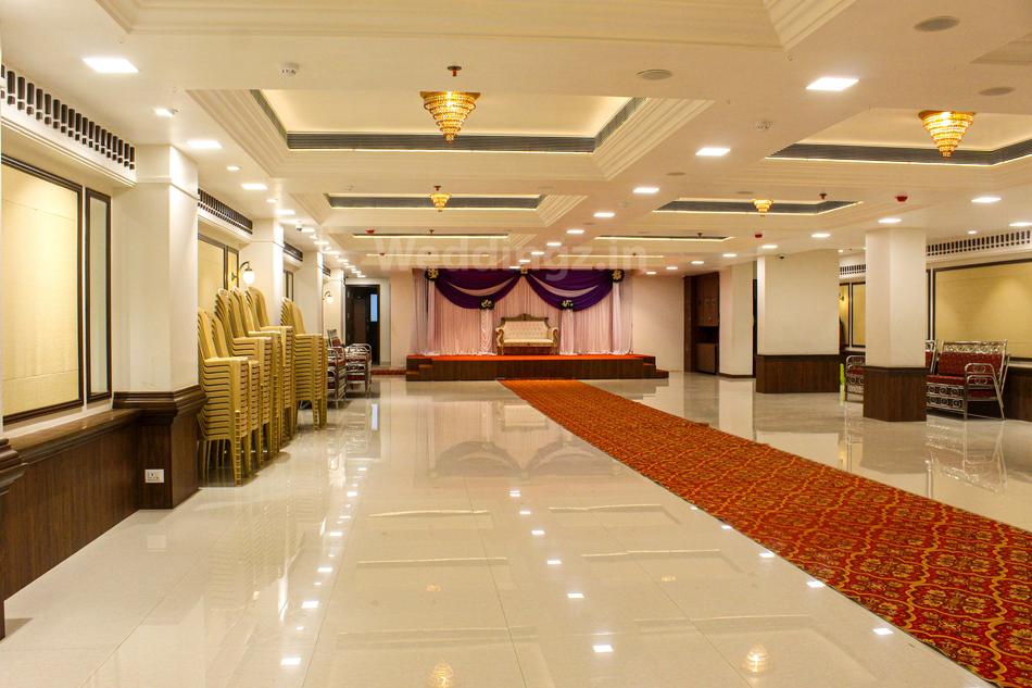 Sanskruti hall Malad East, Mumbai Banquet Hall WeddingZ.in
