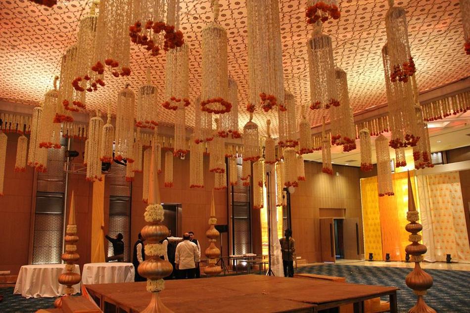 Charan Flower Decorators, Wedding Decorator in Delhi WeddingZ