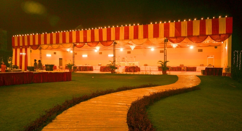 Gulmohar Grand, Vaishali Gulmohar Grand