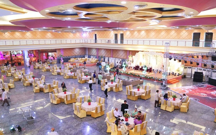 Glass Palace Lawns and Banquets, Dera-Bassi Glass Palace Lawns and Banquets