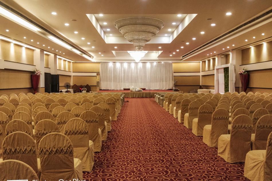 Aditya Banquet Hall Borivali West, Mumbai Banquet Hall Wedding Lawn