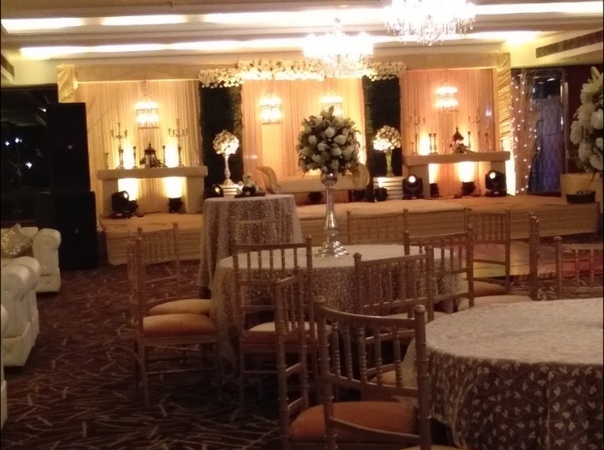 Lily White Hotel, Chattarpur Lily White Hotel