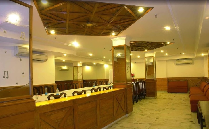 Hotel Crest Inn, Karol Bagh Hotel Crest Inn