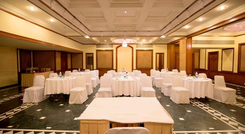 Hotel Sagar Plaza, Dhanori Hotel Sagar Plaza