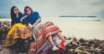 This Bride Had a BOMB AF Photoshoot With Her Bridesmaids In Thailand - Major Friendship Goals!