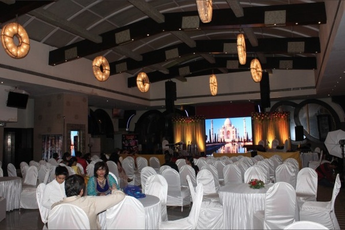 Ceremonia Banquet, Goregaon West Ceremonia Banquet
