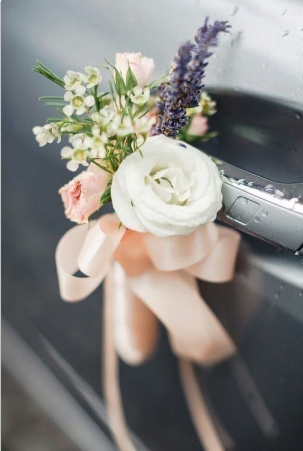 Boutonniere for Your Wedding Car?