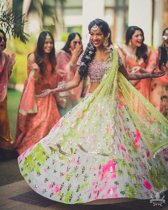 Green and Pink Mehndi Dress With Pearl Net Palazzo Pants, Cutwork Sleeves  and Gotta Work Pakistani Wedding - Etsy India